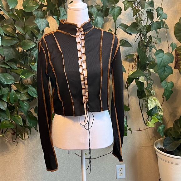 MADISON RILEY Exposed Stitch Lace Up Top | large - Picture 1 of 8